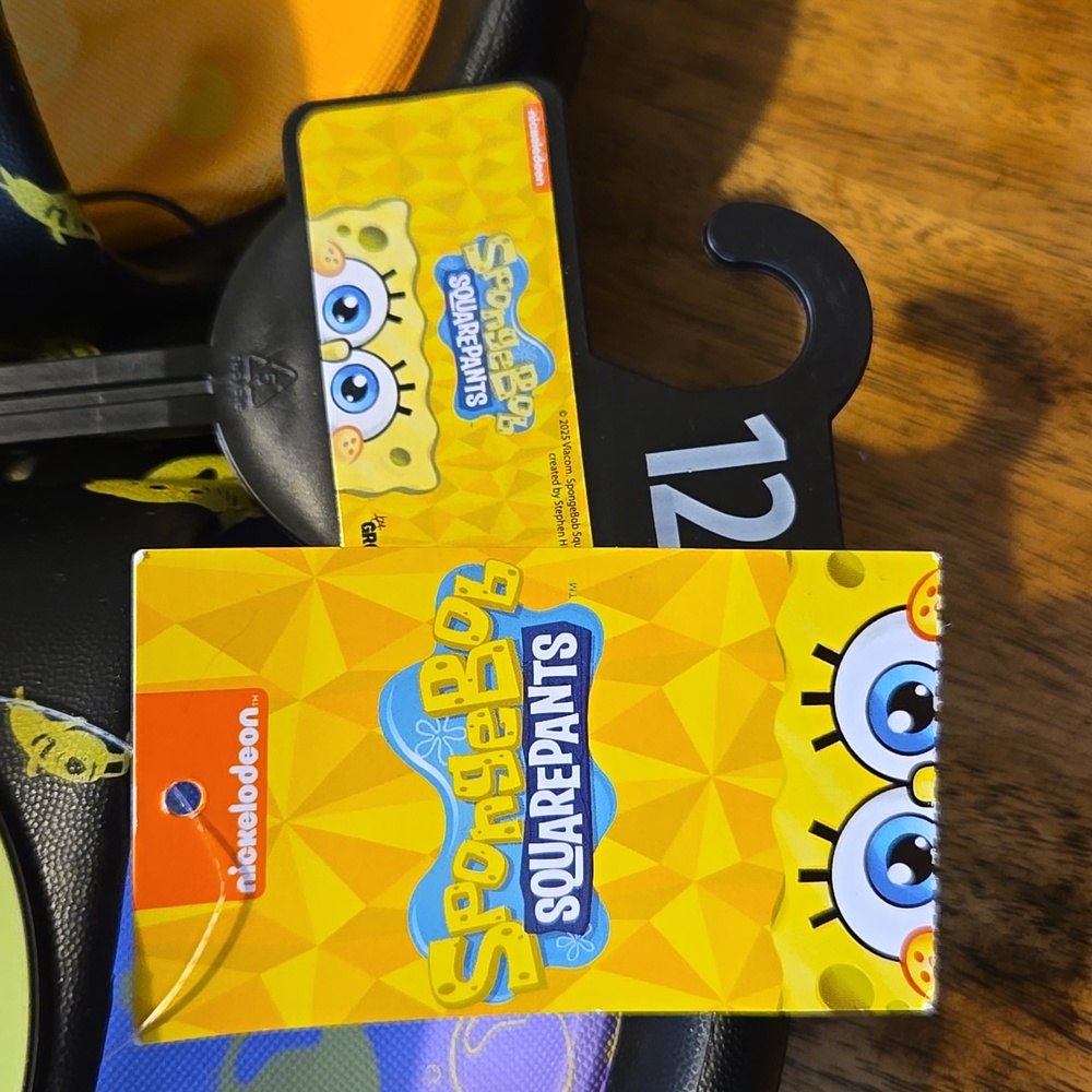 Men's Spongebob Squarepants Slides In Size 12 - Picture 5 of 9